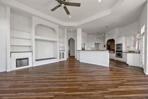 2245 288th Drive Williamsburg IA 52361