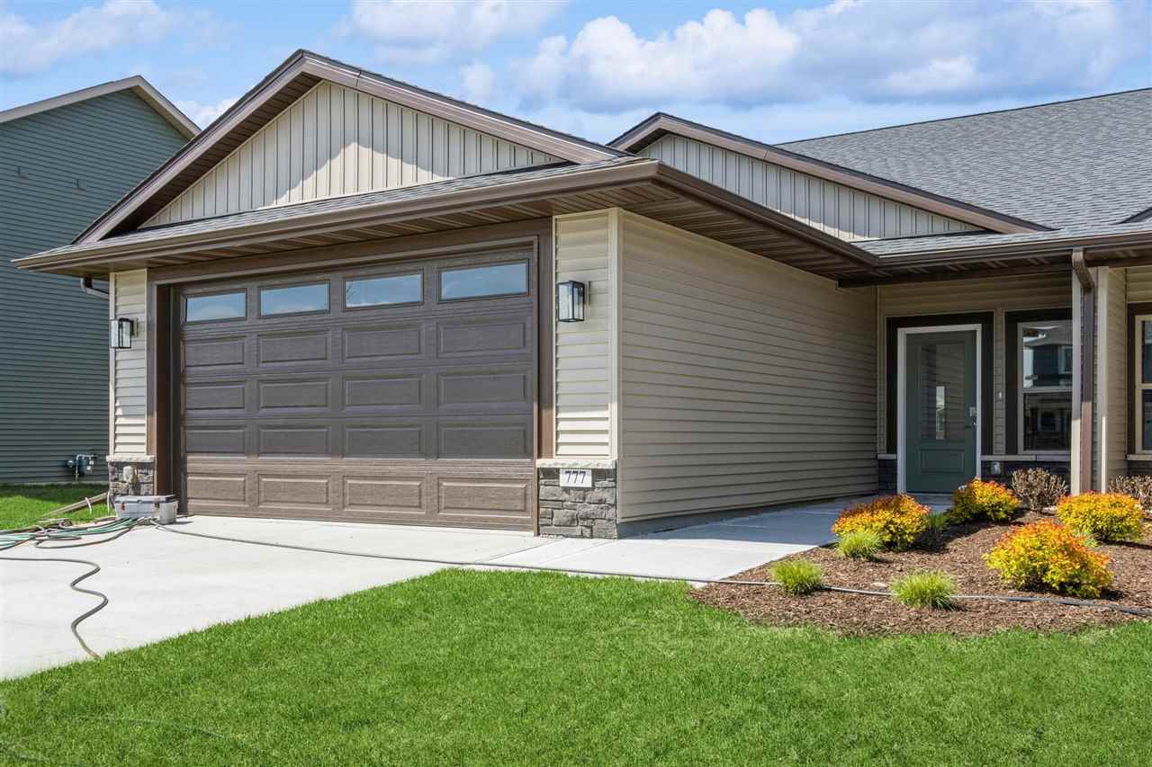 North Liberty IA, 407 Solstice Court