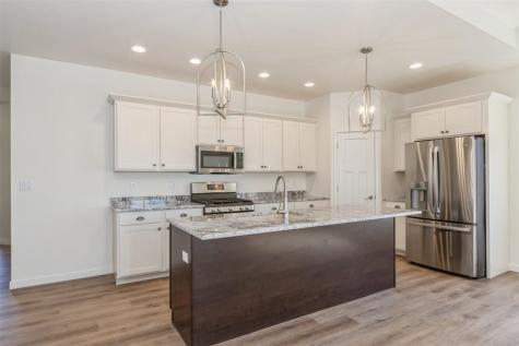 407 Solstice Court North Liberty IA 52317