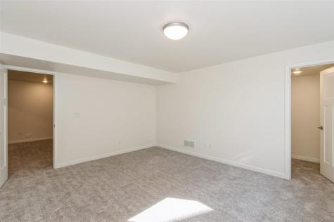 407 Solstice Court North Liberty IA 52317