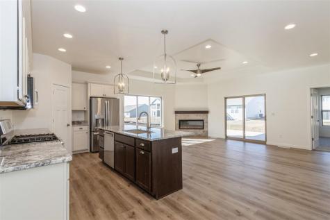 407 Solstice Court North Liberty IA 52317