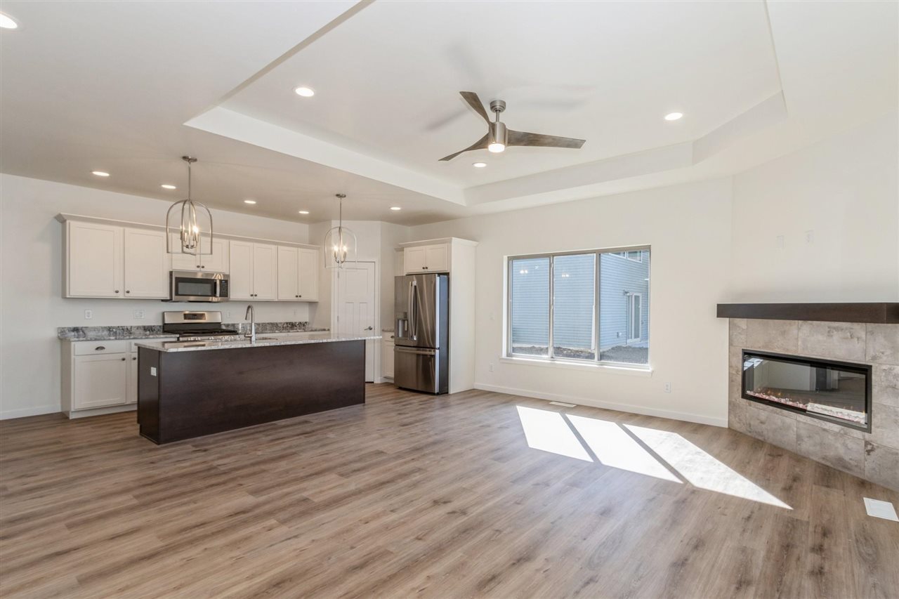 407 Solstice Court North Liberty IA 52317