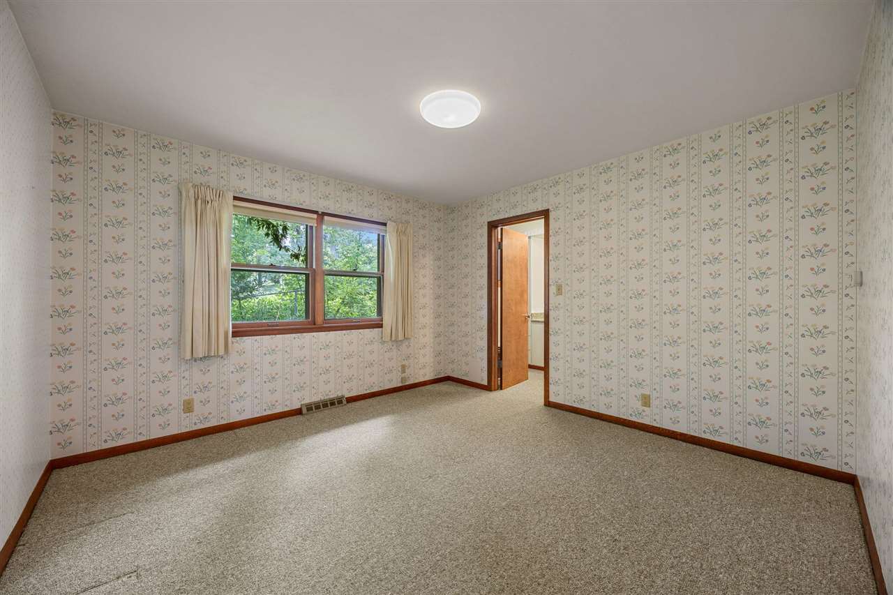 3813 Tomahawk Trail SE Cedar Rapids IA 52403