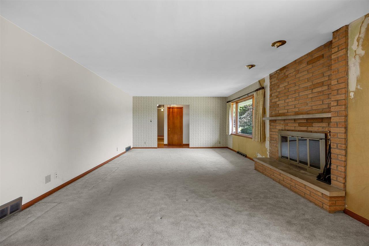 3813 Tomahawk Trail SE Cedar Rapids IA 52403