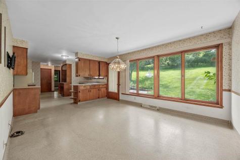 3813 Tomahawk Trail SE Cedar Rapids IA 52403