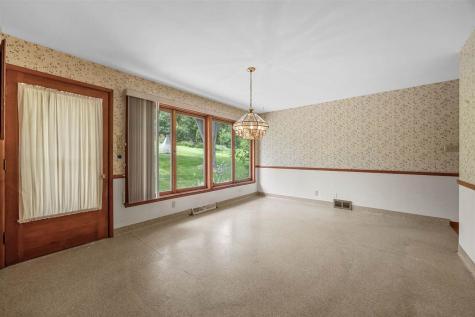 3813 Tomahawk Trail SE Cedar Rapids IA 52403
