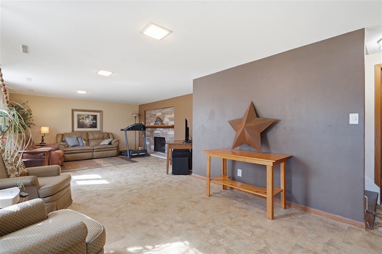 3929 NE Nancy Jane Lane Cedar Rapids IA 52402