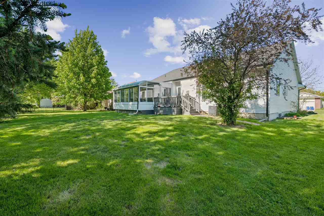 402 Windsor Drive Solon IA 52333