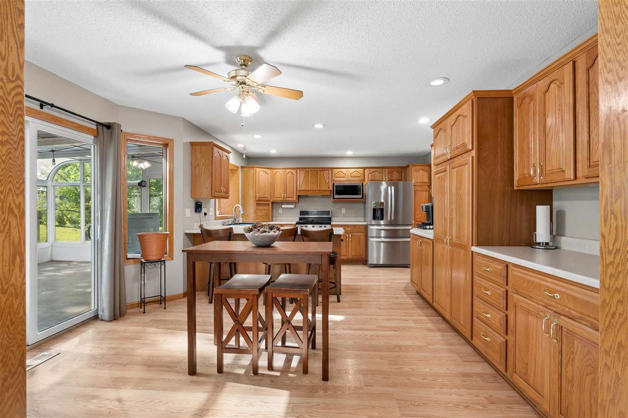 402 Windsor Drive Solon IA 52333