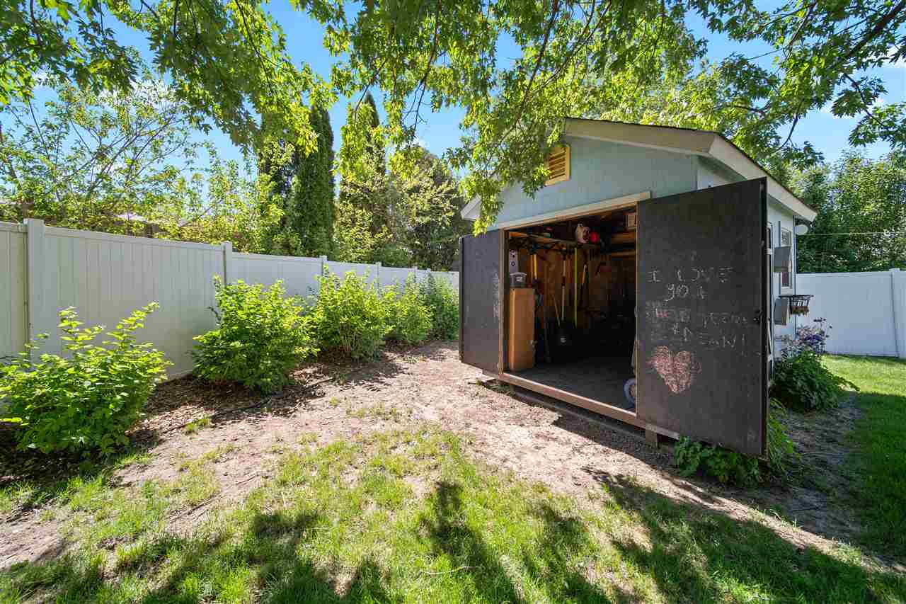 110 Elm Ridge Drive North Liberty IA 52317