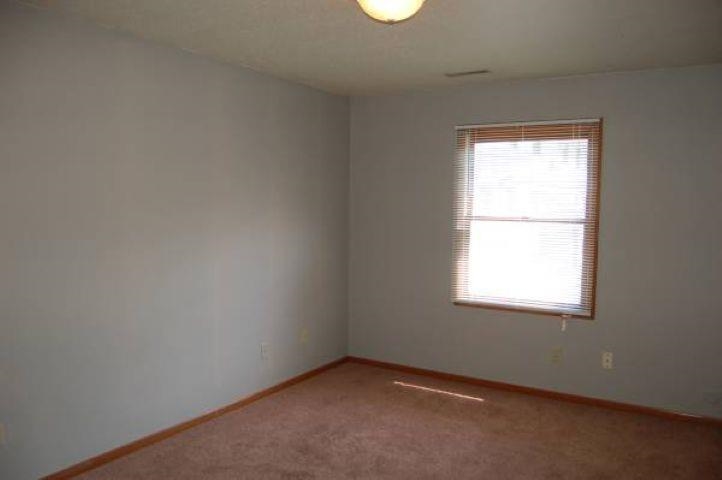 908 N Dodge Street Iowa City IA 52240