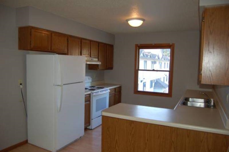 908 N Dodge Street Iowa City IA 52240