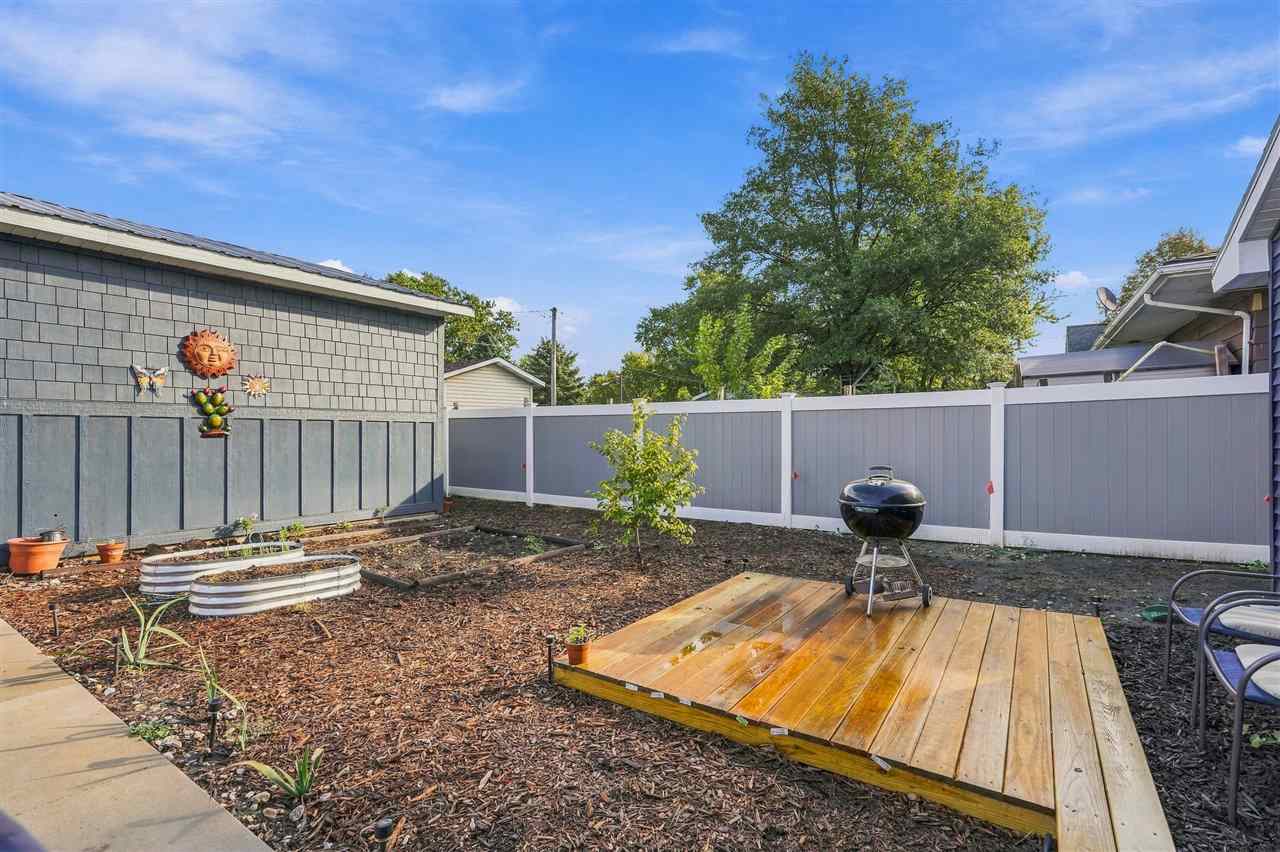 702 N 5th Avenue Washington IA 52353