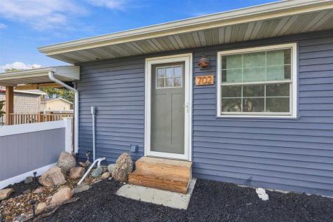 702 N 5th Avenue Washington IA 52353