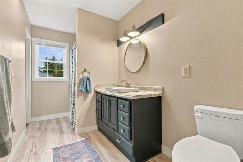 702 N 5th Avenue Washington IA 52353