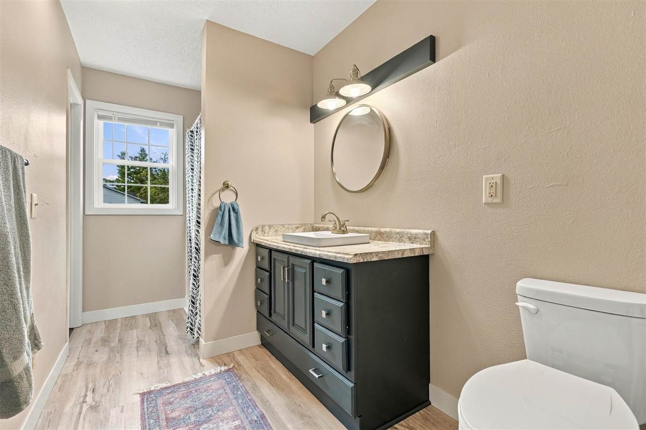 702 N 5th Avenue Washington IA 52353