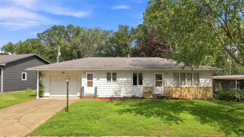 1141 Oakview Drive Columbus Junction IA 52738