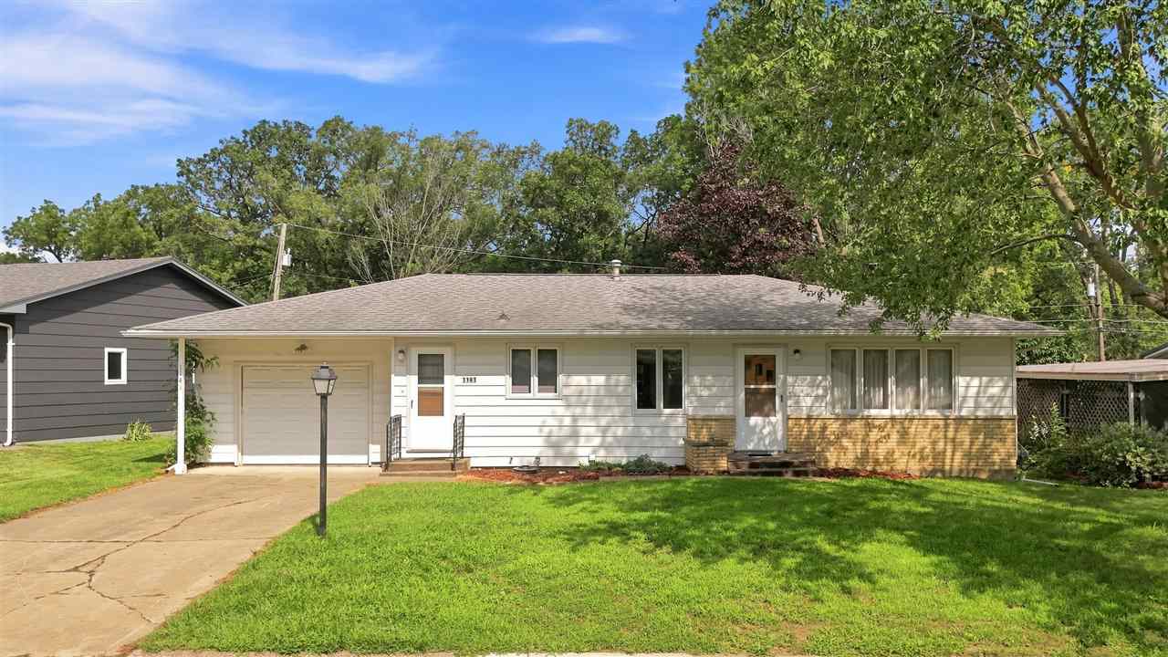 1141 Oakview Drive Columbus Junction IA 52738