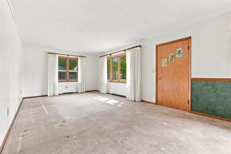 1141 Oakview Drive Columbus Junction IA 52738