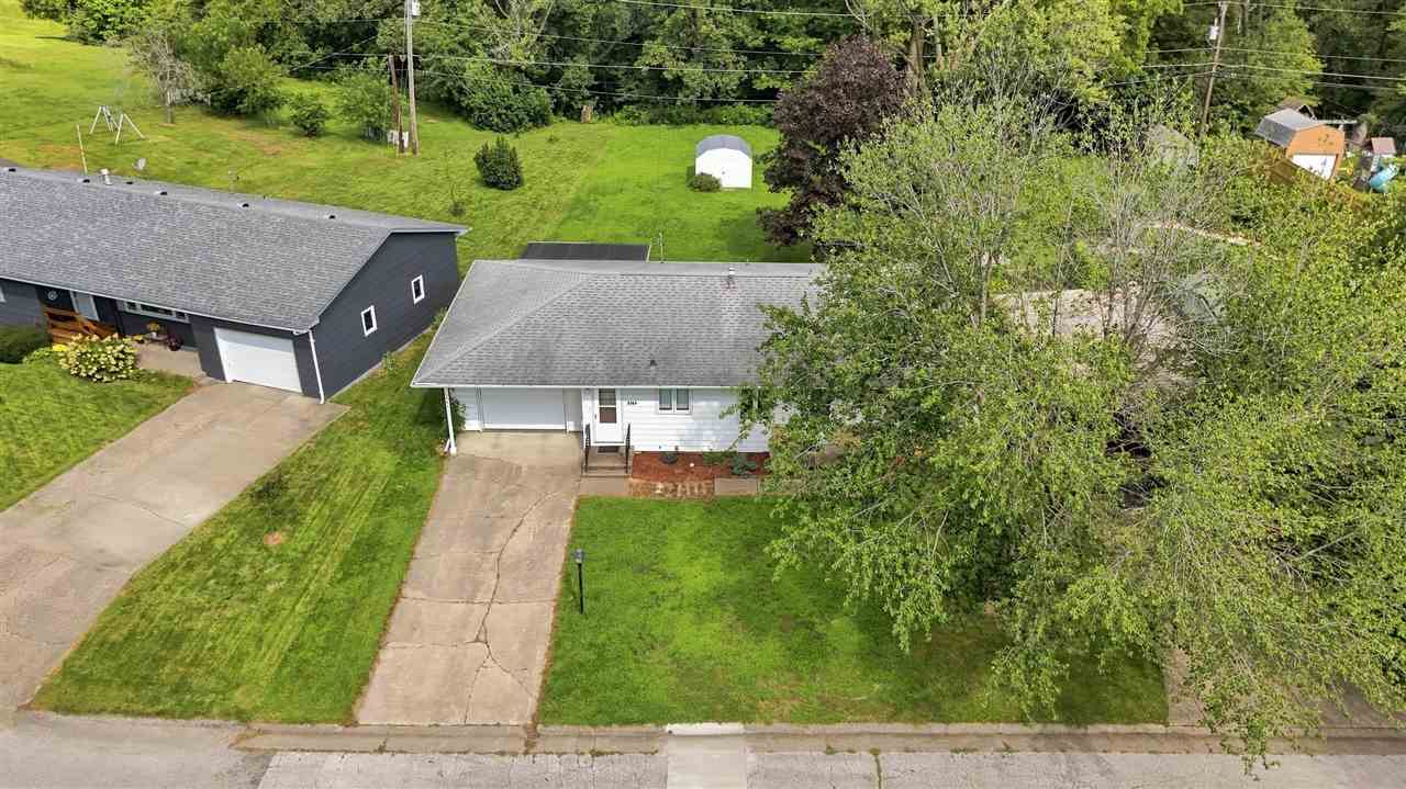 1141 Oakview Drive Columbus Junction IA 52738