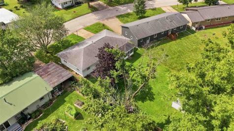 1141 Oakview Drive Columbus Junction IA 52738