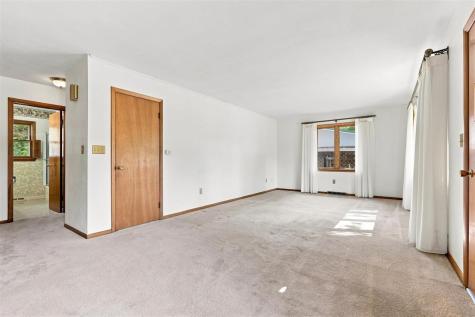 1141 Oakview Drive Columbus Junction IA 52738