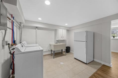 528 Beldon Avenue Iowa City IA 52246