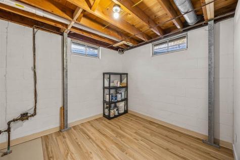 528 Beldon Avenue Iowa City IA 52246