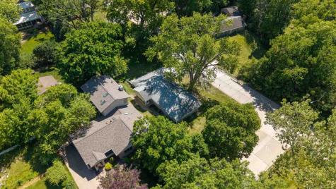 528 Beldon Avenue Iowa City IA 52246