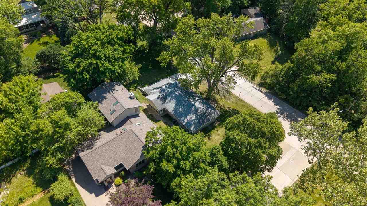 528 Beldon Avenue Iowa City IA 52246