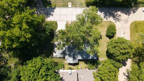 528 Beldon Avenue Iowa City IA 52246