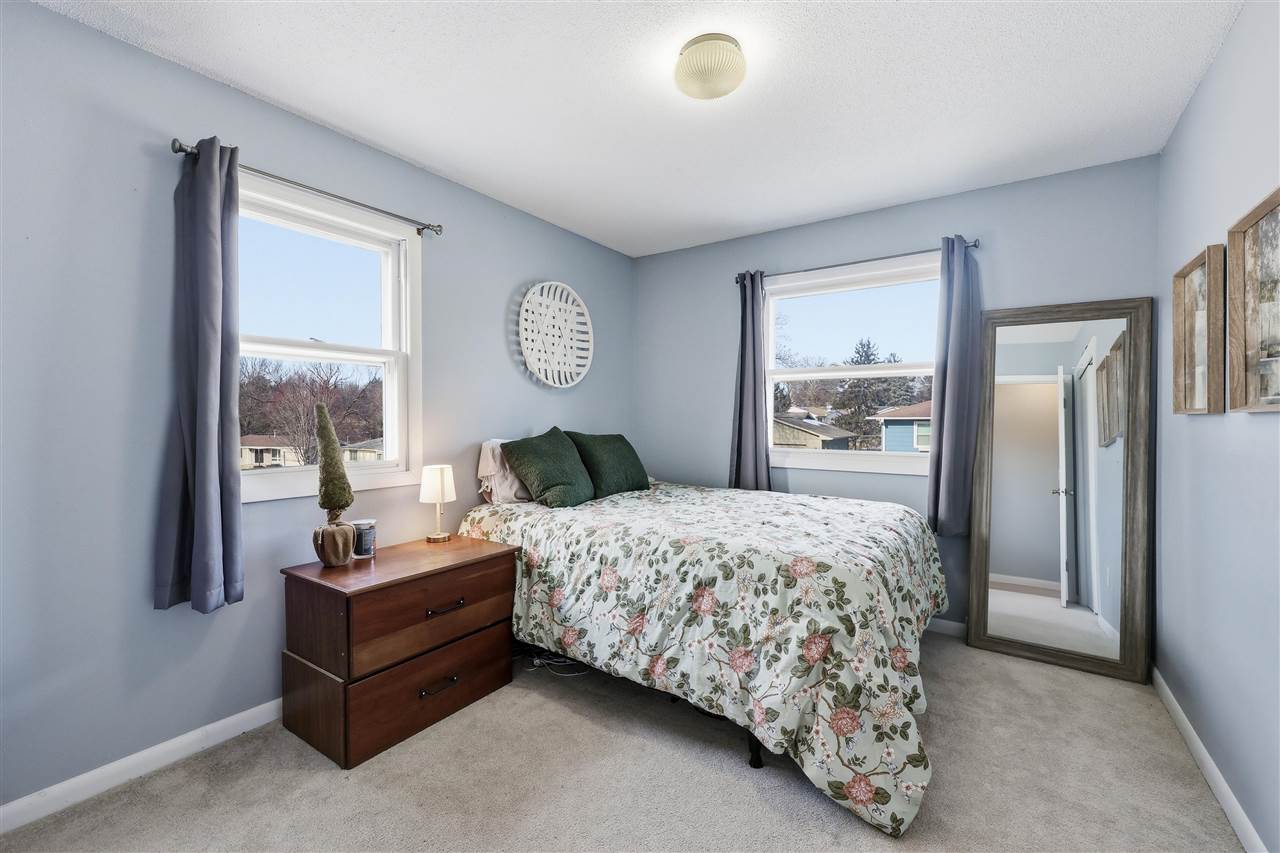 618 Keswick Drive Iowa City IA 52246