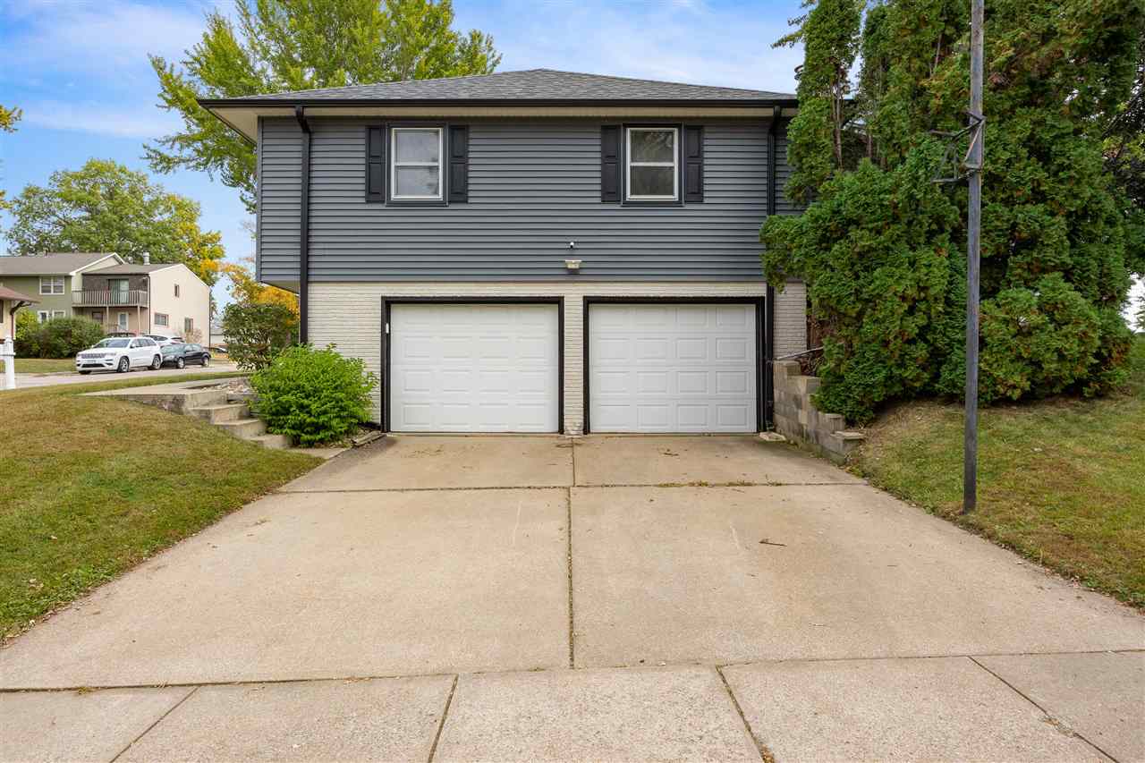 618 Keswick Drive Iowa City IA 52246