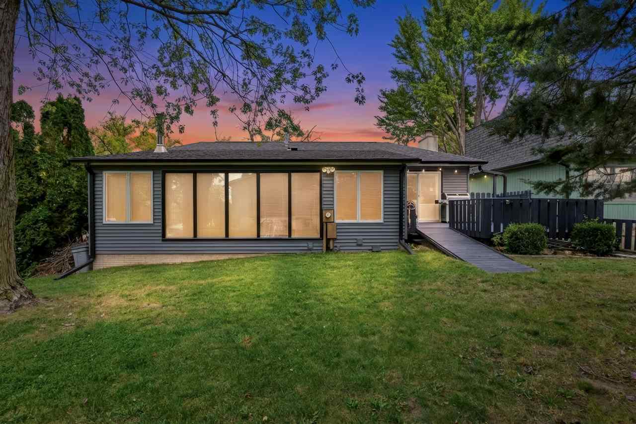 618 Keswick Drive Iowa City IA 52246