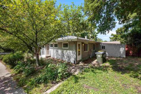 1825 Morningside Drive Iowa City IA 52245