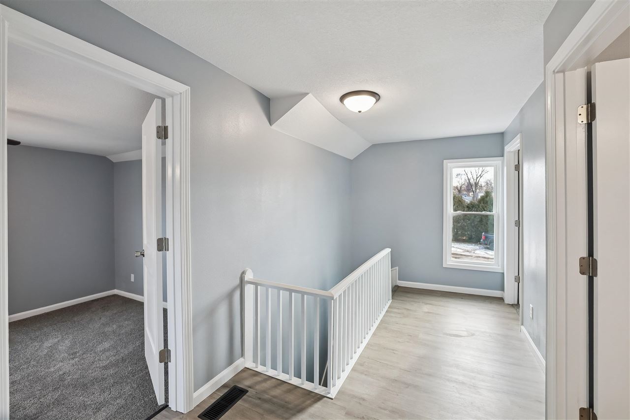 807 4th Street Victor IA 52347