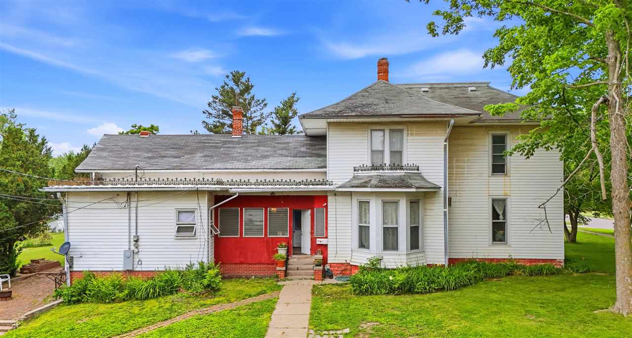 202 N West Street Sigourney IA 52591