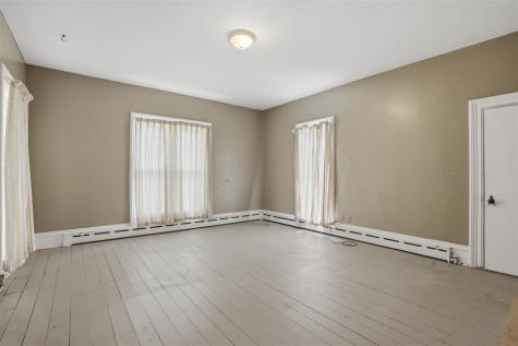 202 N West Street Sigourney IA 52591