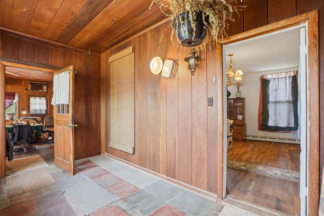 202 N West Street Sigourney IA 52591