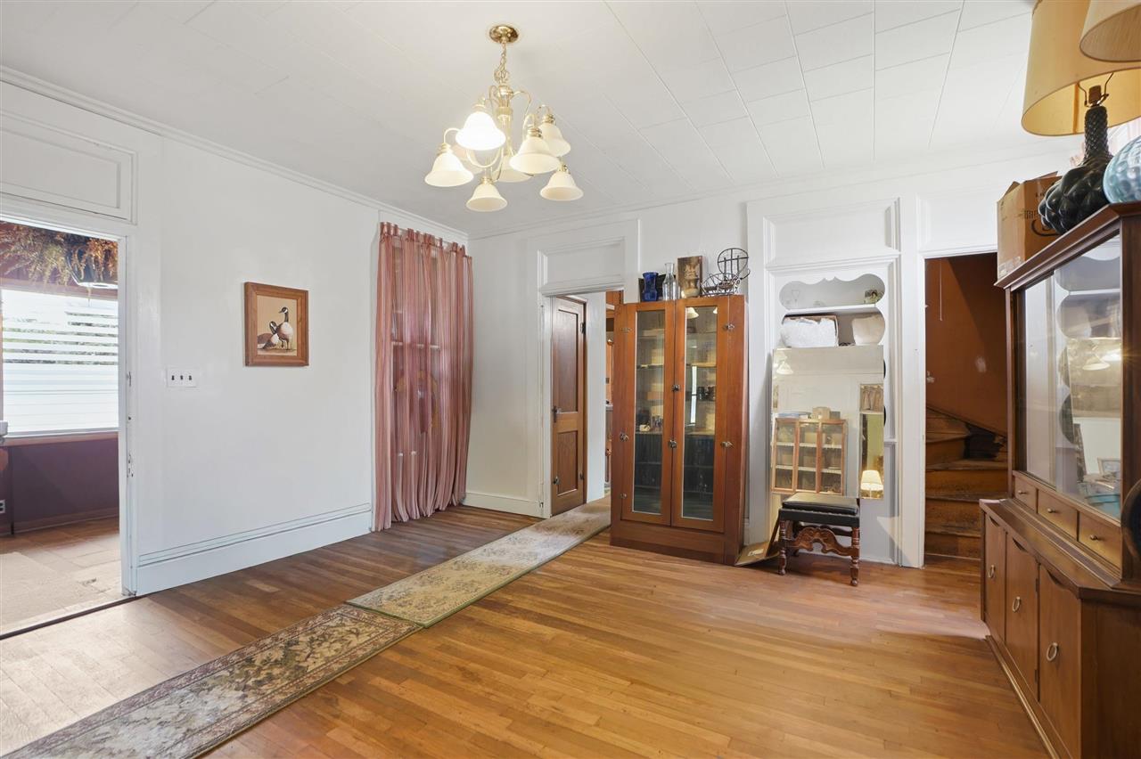 202 N West Street Sigourney IA 52591