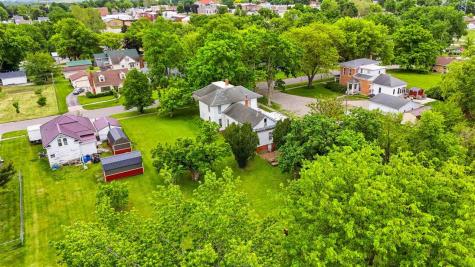 202 N West Street Sigourney IA 52591
