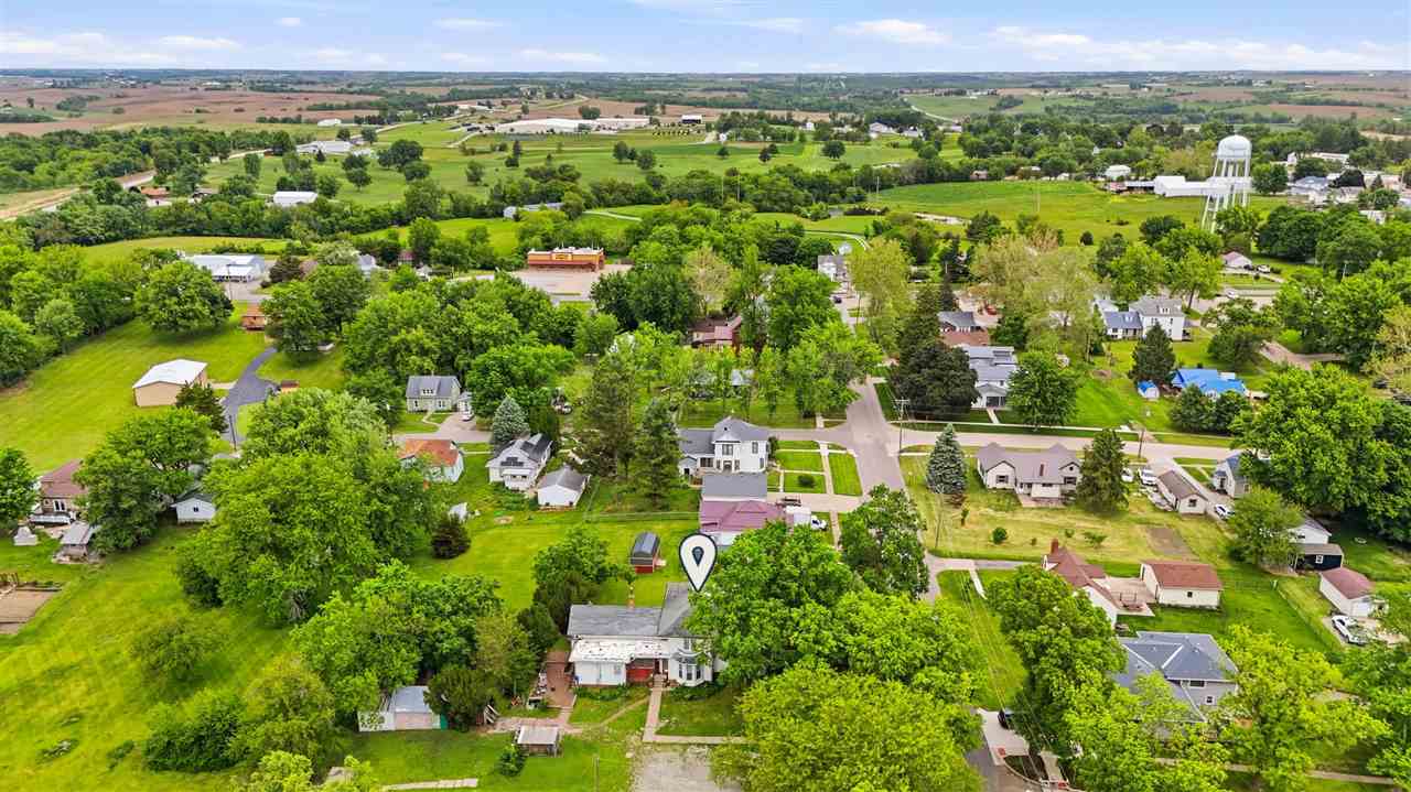 202 N West Street Sigourney IA 52591