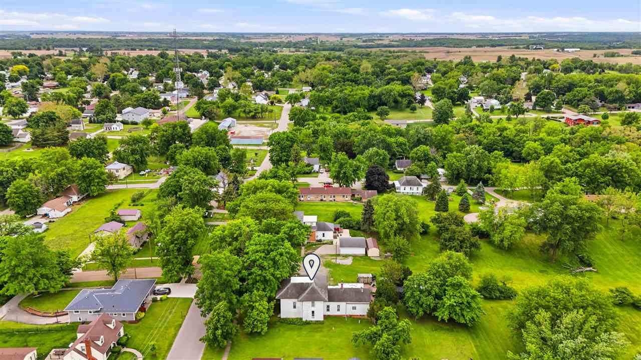 202 N West Street Sigourney IA 52591