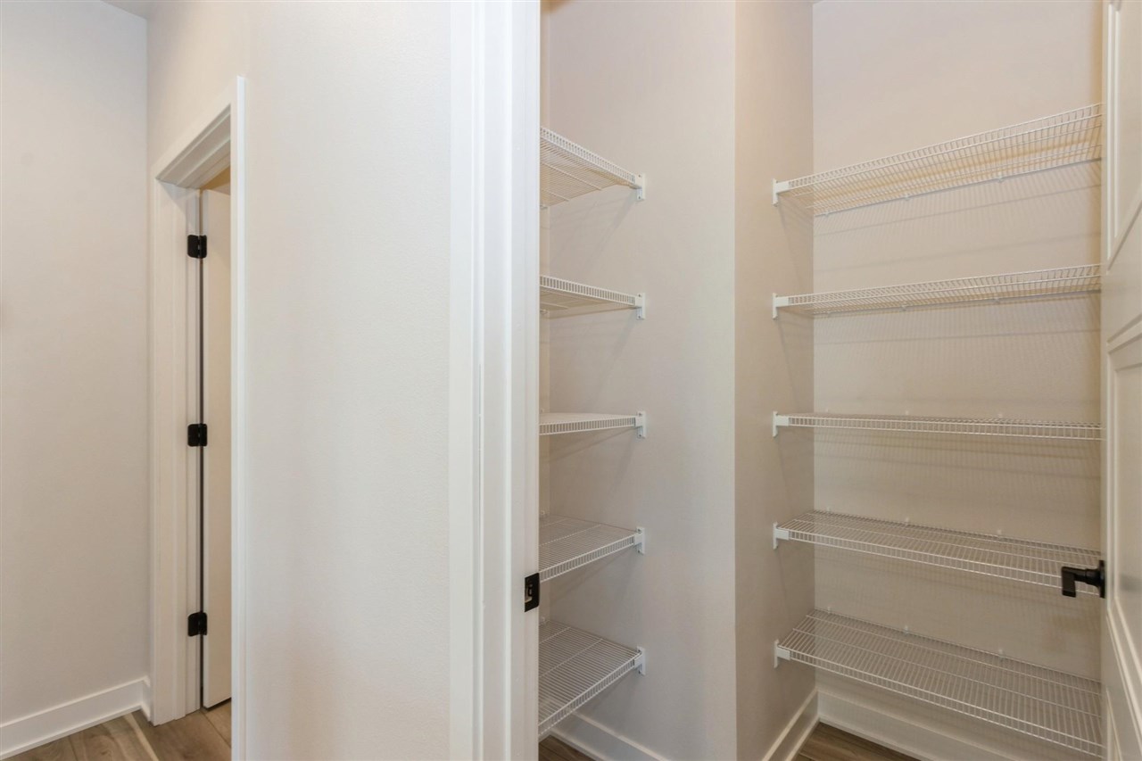 372 Sedona Street Iowa City IA 52246