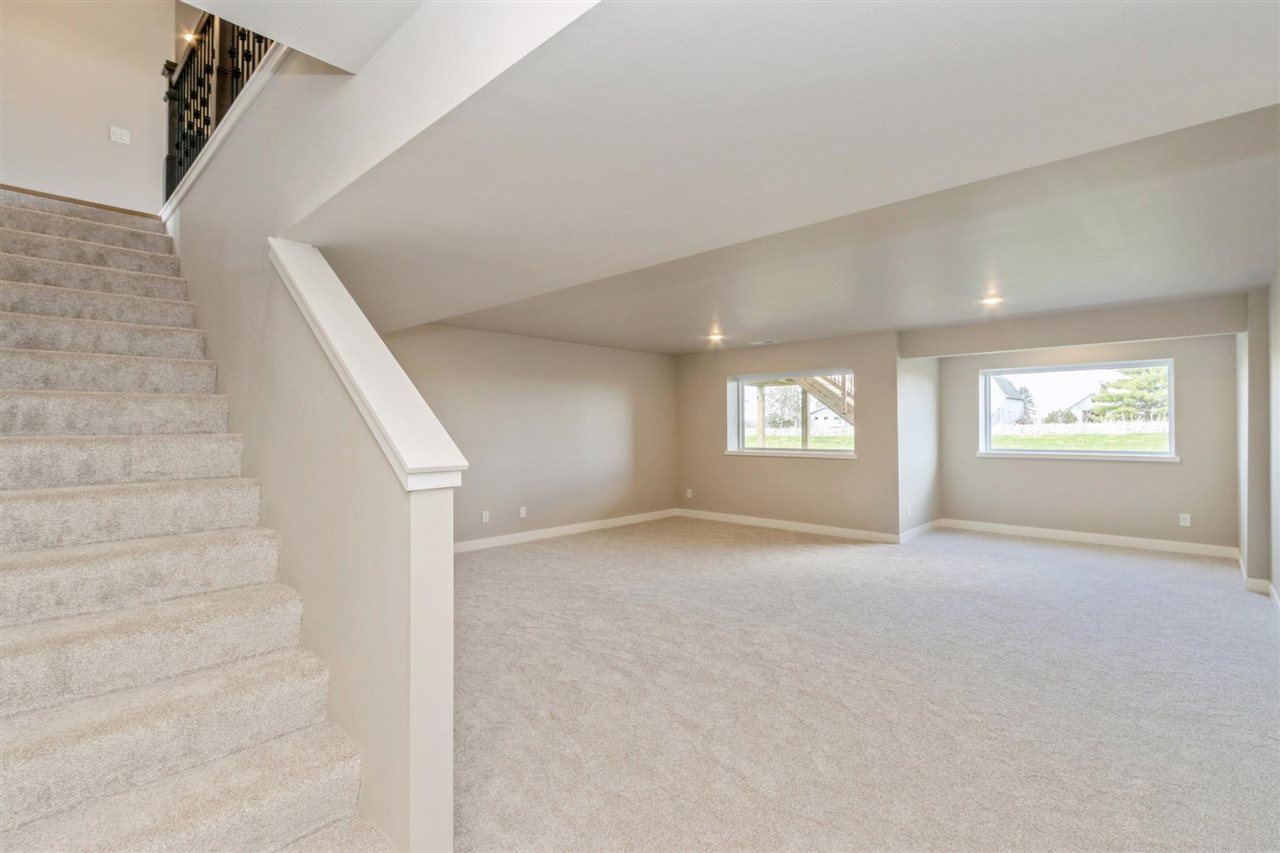 372 Sedona Street Iowa City IA 52246