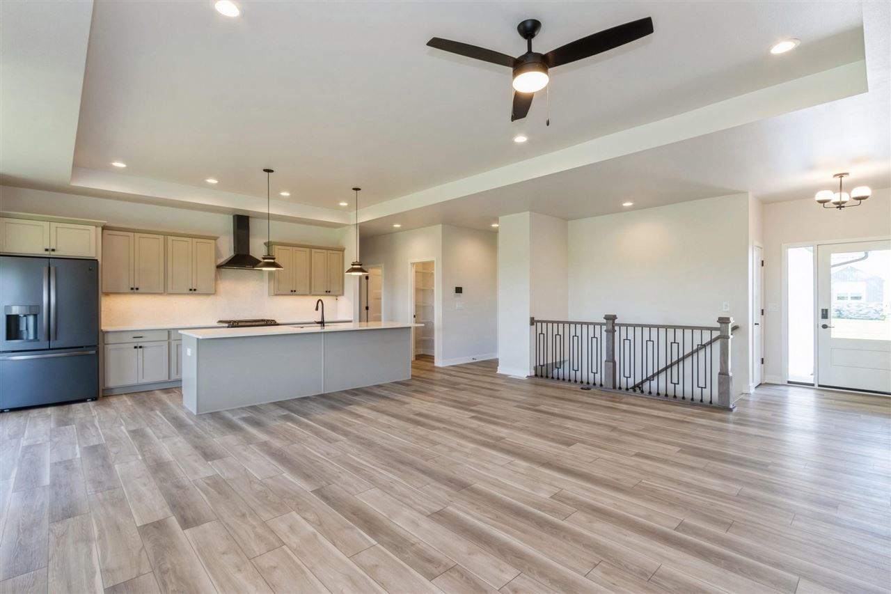 372 Sedona Street Iowa City IA 52246