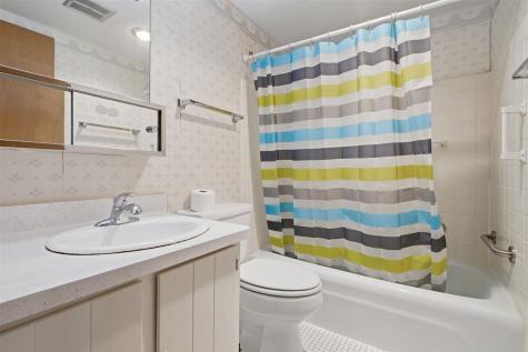 321 S Hill Avenue Columbus Junction IA 52738