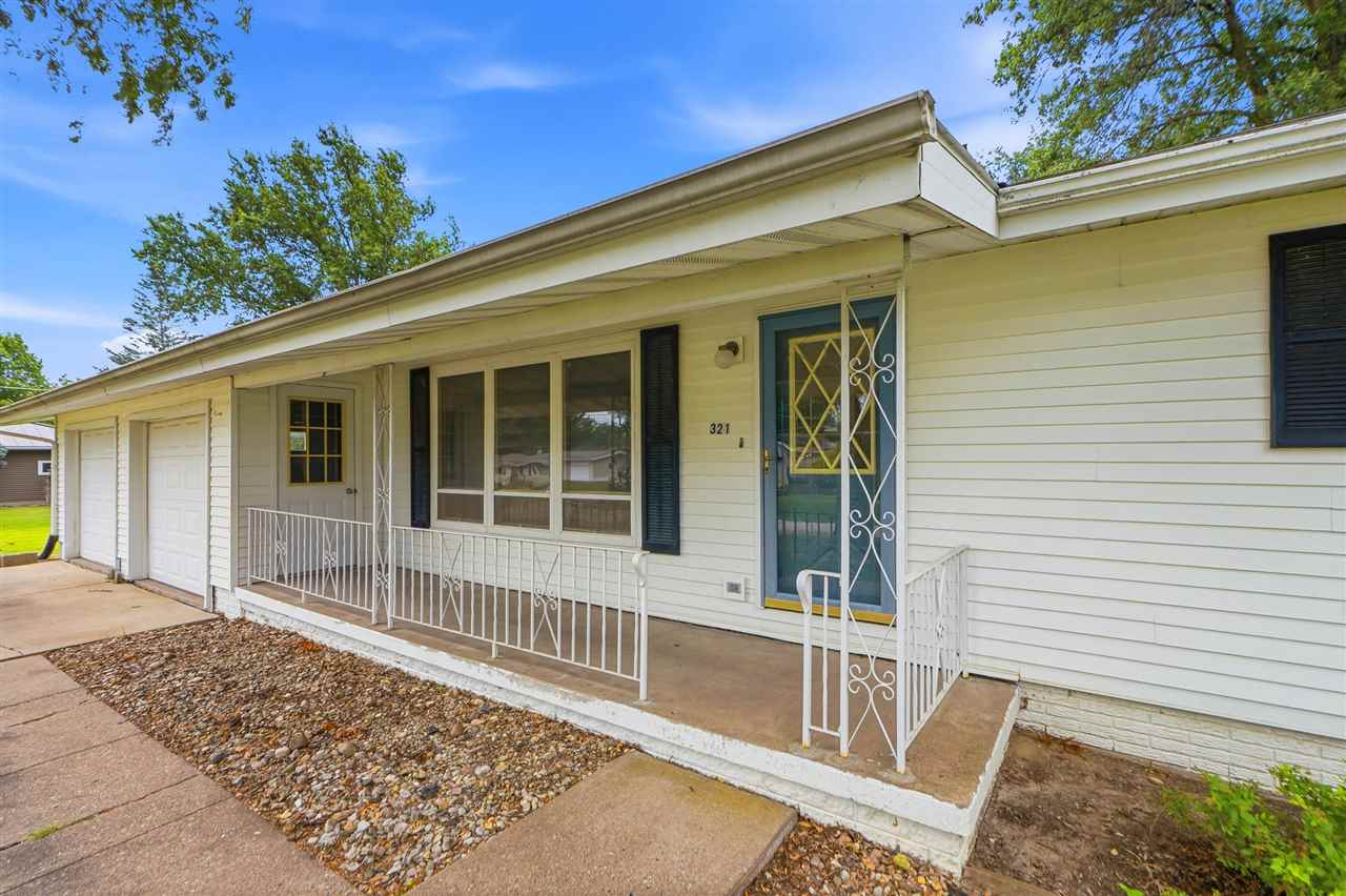321 S Hill Avenue Columbus Junction IA 52738