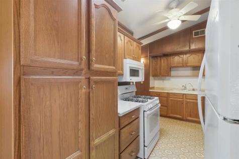 321 S Hill Avenue Columbus Junction IA 52738
