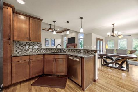 1722 Lake Shore Drive Iowa City IA 52246